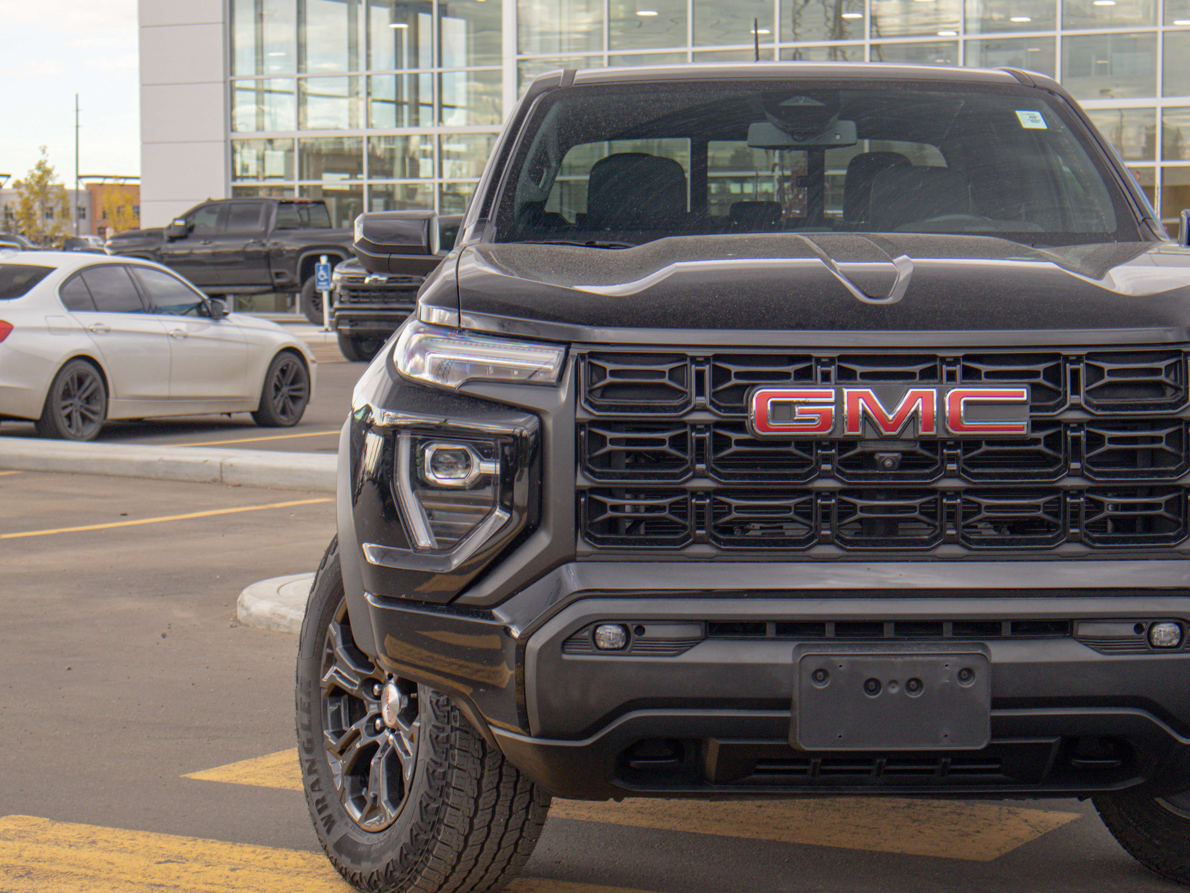 2024 GMC Canyon
