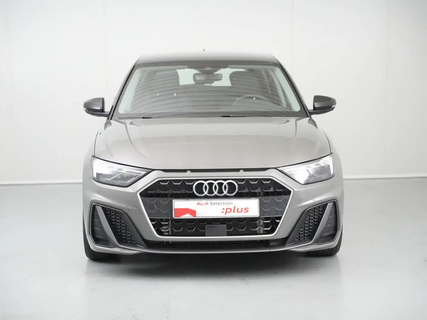 Audi A1 Sportback 30 TFSI Adrenalin S tronic 85kW Gris - 2