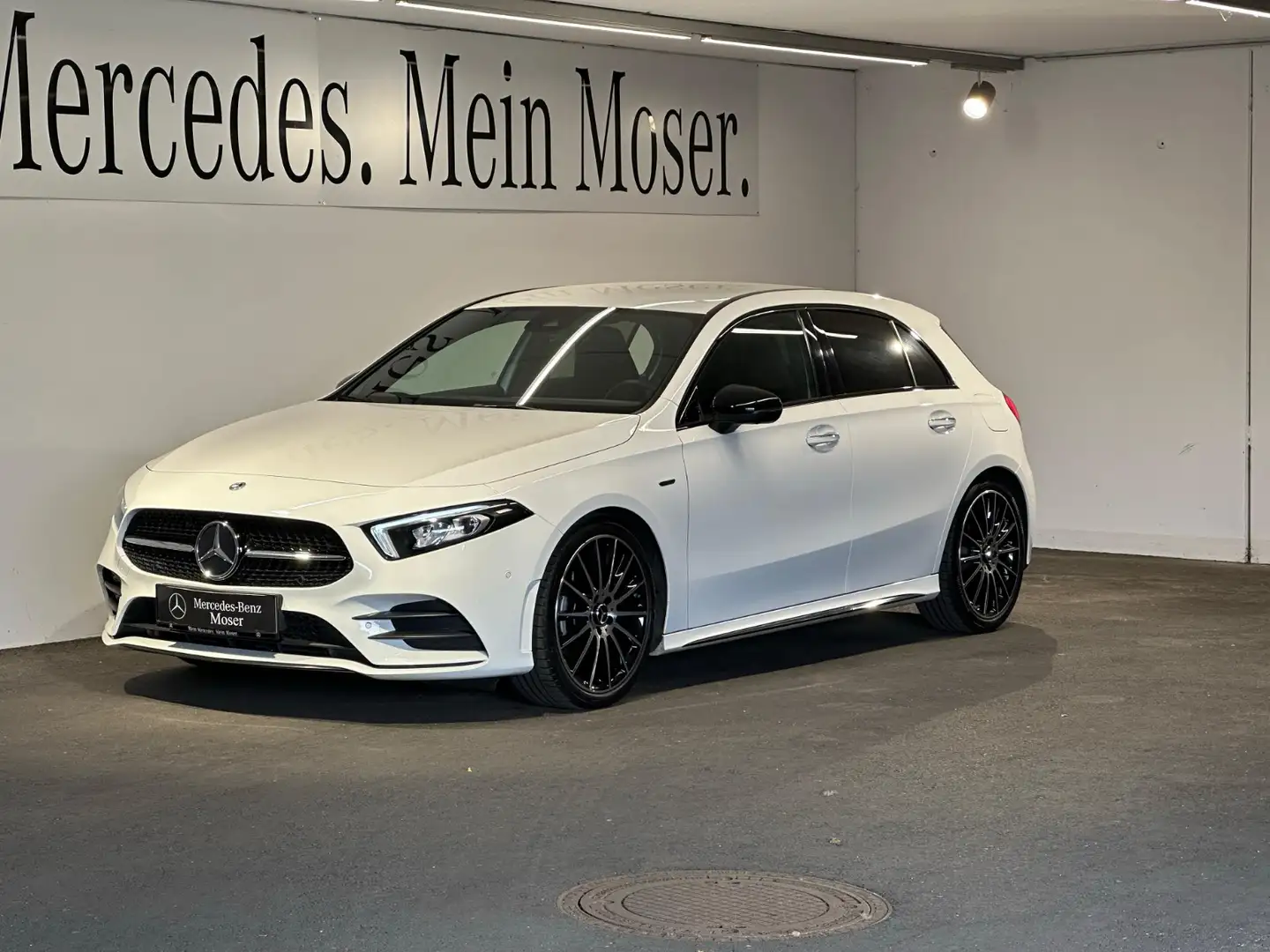 Mercedes-Benz A 200 d 4MATIC 360-Grad-Kamera Weiß - 2