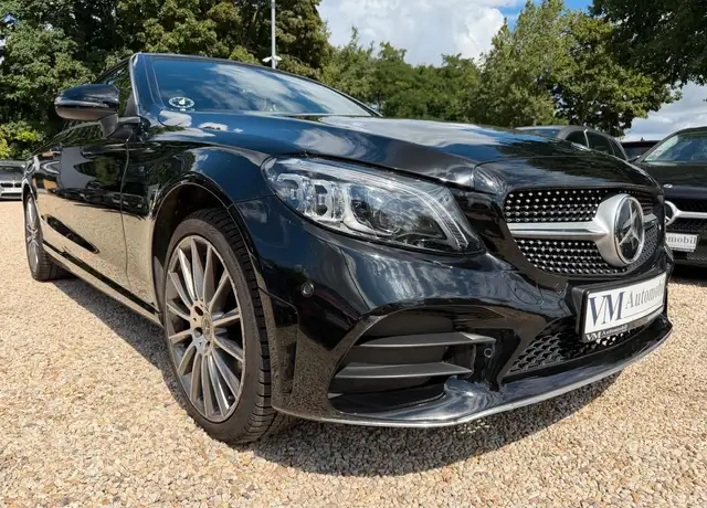 Mercedes-Benz C-Class view 4