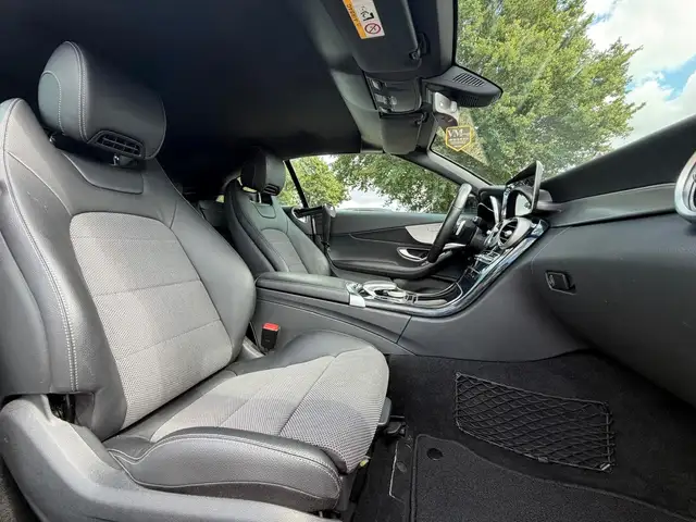 Mercedes-Benz C-Class view 14