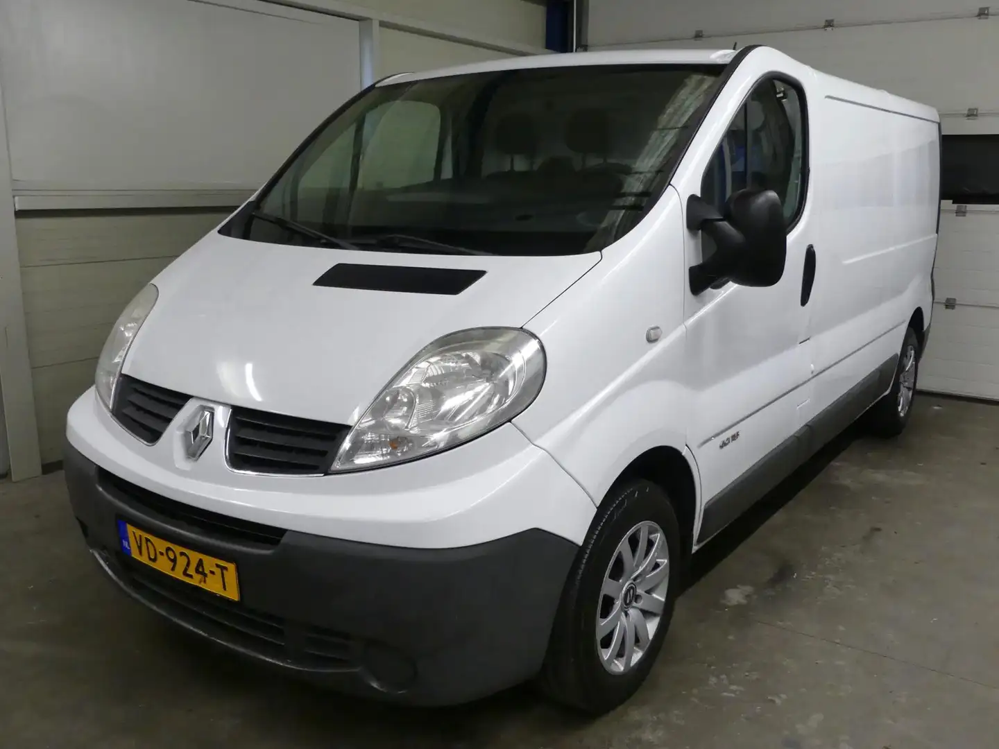 Renault Trafic 2.0 dCi T29 L2H1 Eco - Airco - 3persoons - Carplay Wit - 1