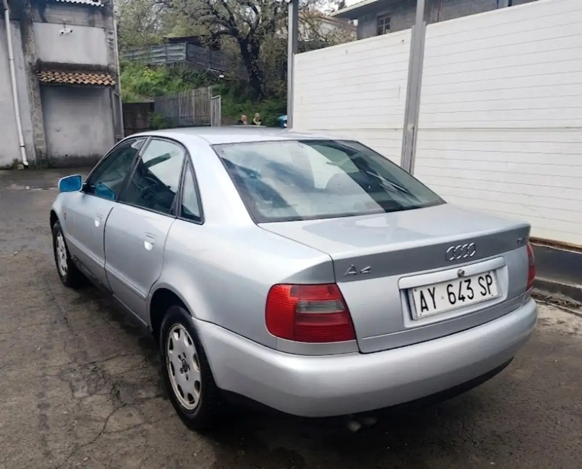 Audi A4 1.8 turbo 150cv 20v, foto 1