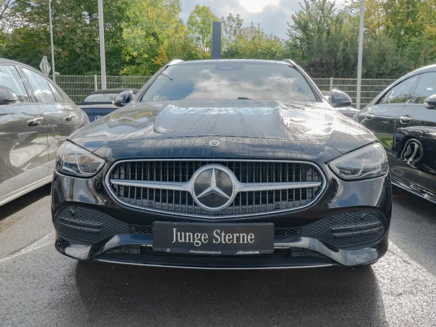 Mercedes-Benz C 300 e T Avantgarde/LED/Cam/Totw/Distr/Memo/17" Negro - 2