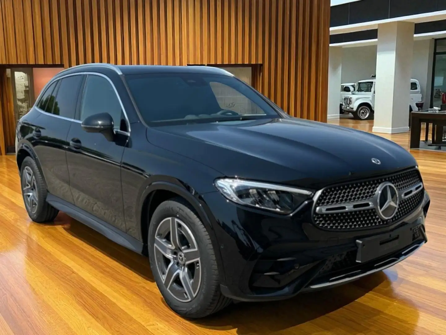 Mercedes-Benz GLC 220 220d 4Matic 9G-Tronic Schwarz - 1