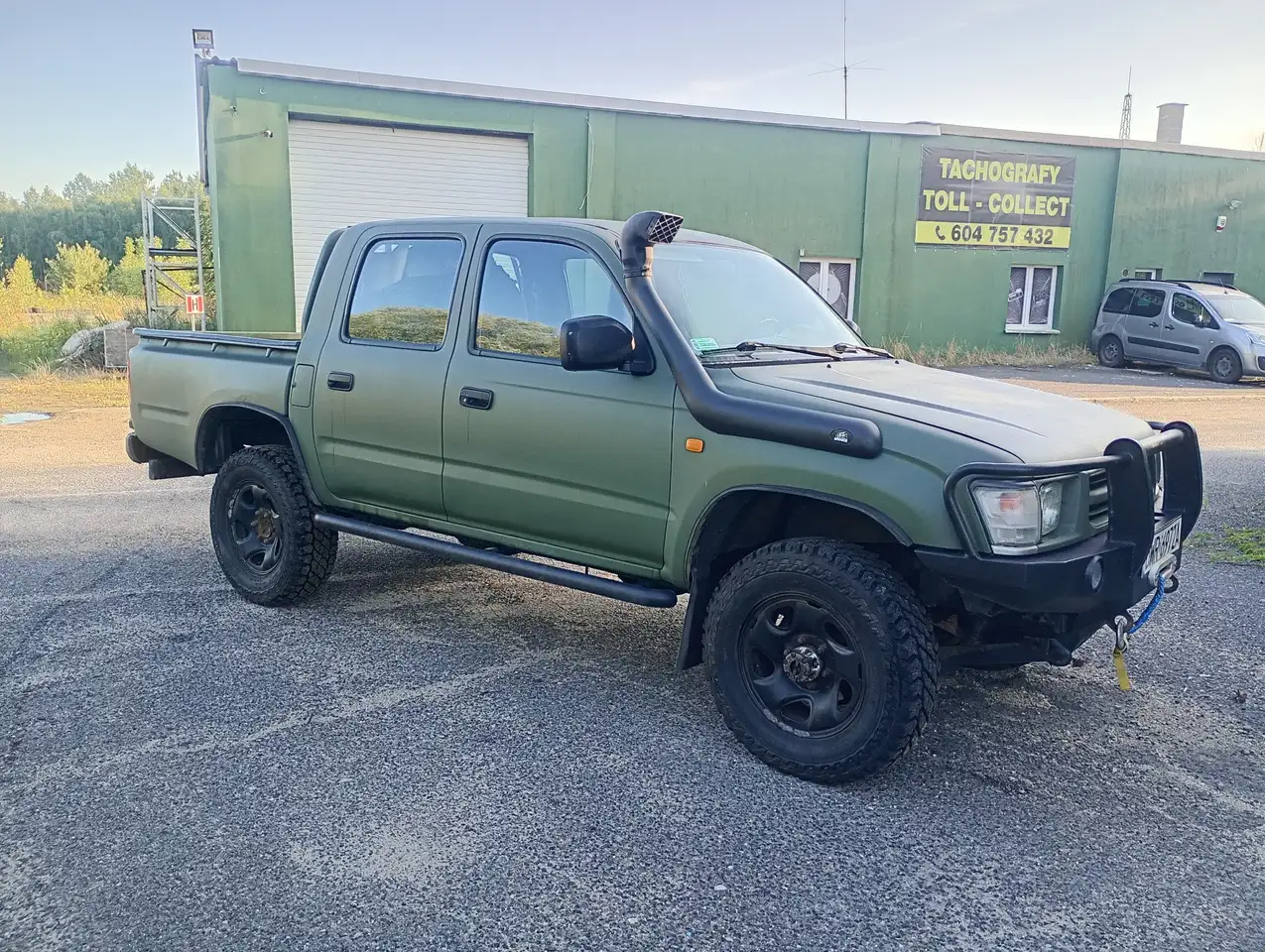 Toyota Hilux 4x4 Double Cab Special sprzedany, foto 4