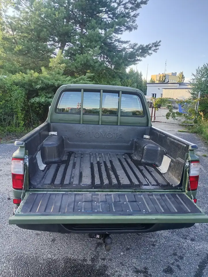 Toyota Hilux 4x4 Double Cab Special sprzedany, foto 9