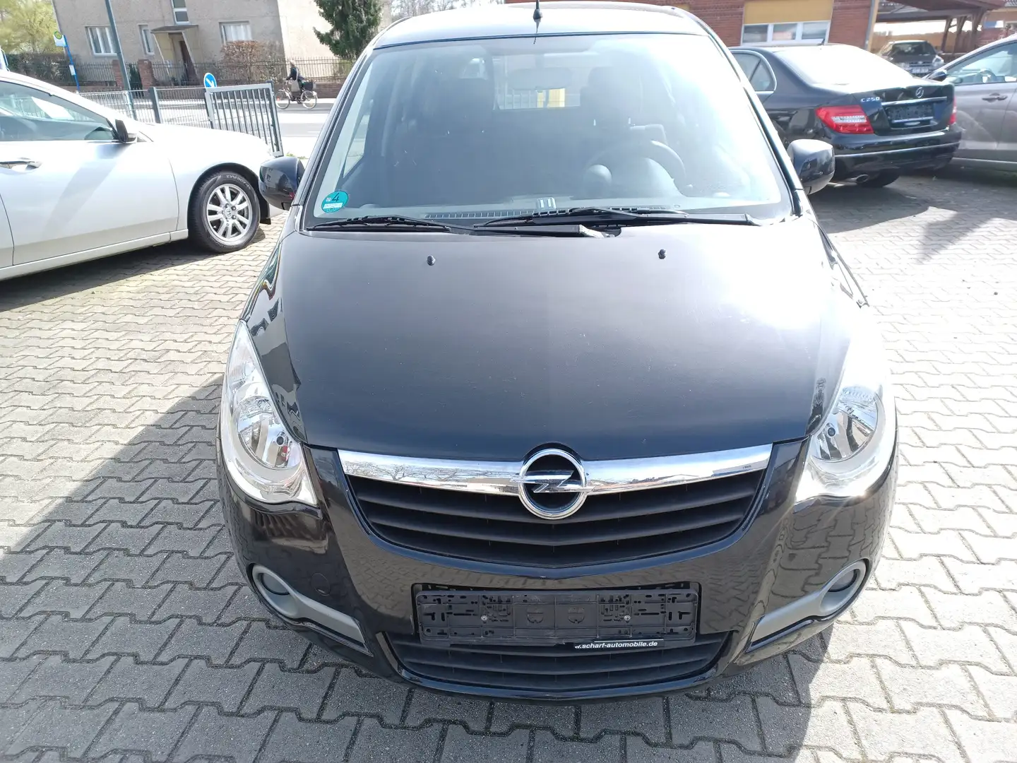 Opel Agila Edition Zwart - 2