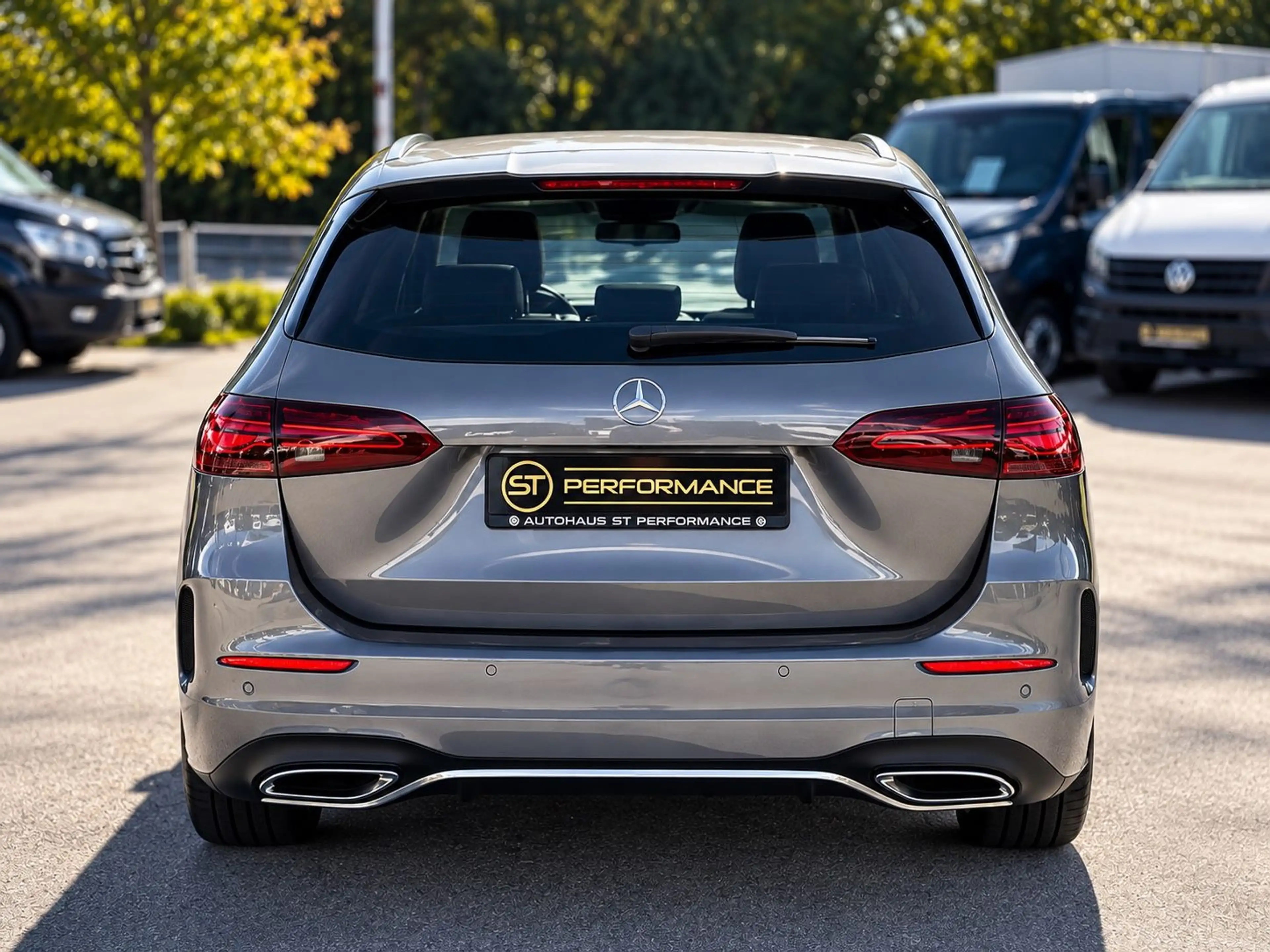 Mercedes-Benz B 220 d AMG LINE NIGHT DISTRO MBUX PANO 360° HUD — photo 6