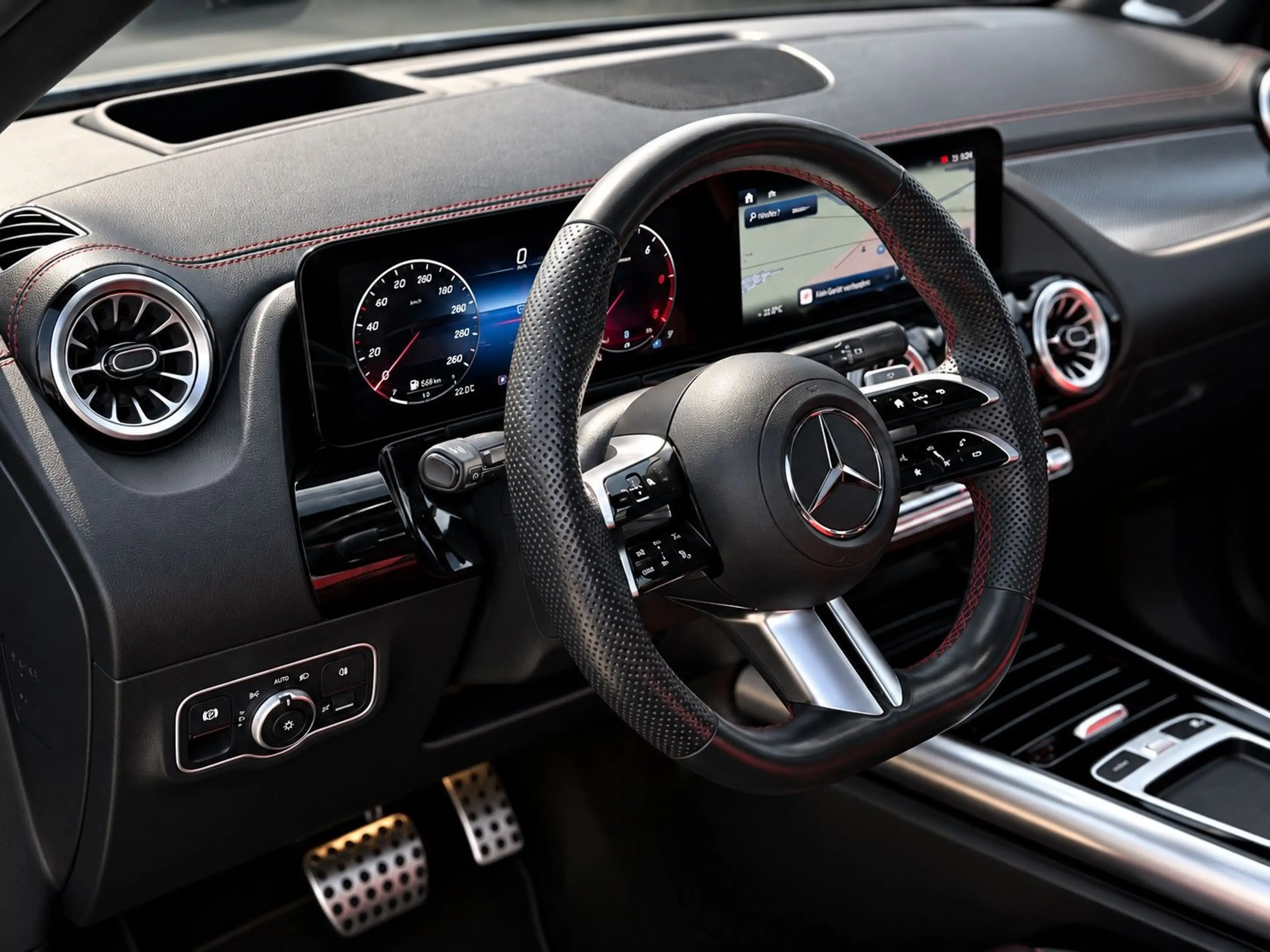 Mercedes-Benz B 220 d AMG LINE NIGHT DISTRO MBUX PANO 360° HUD — photo 12