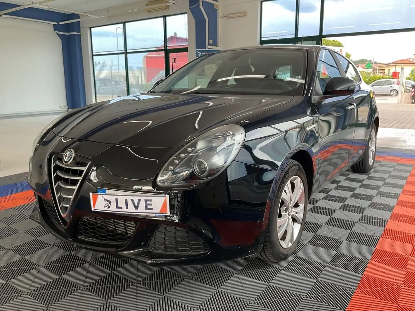 Alfa Romeo Giulietta Giulietta 1.4 tb Progression 105cv E6 Noir - 2