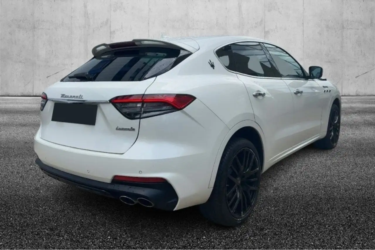 Maserati Levante 2022
