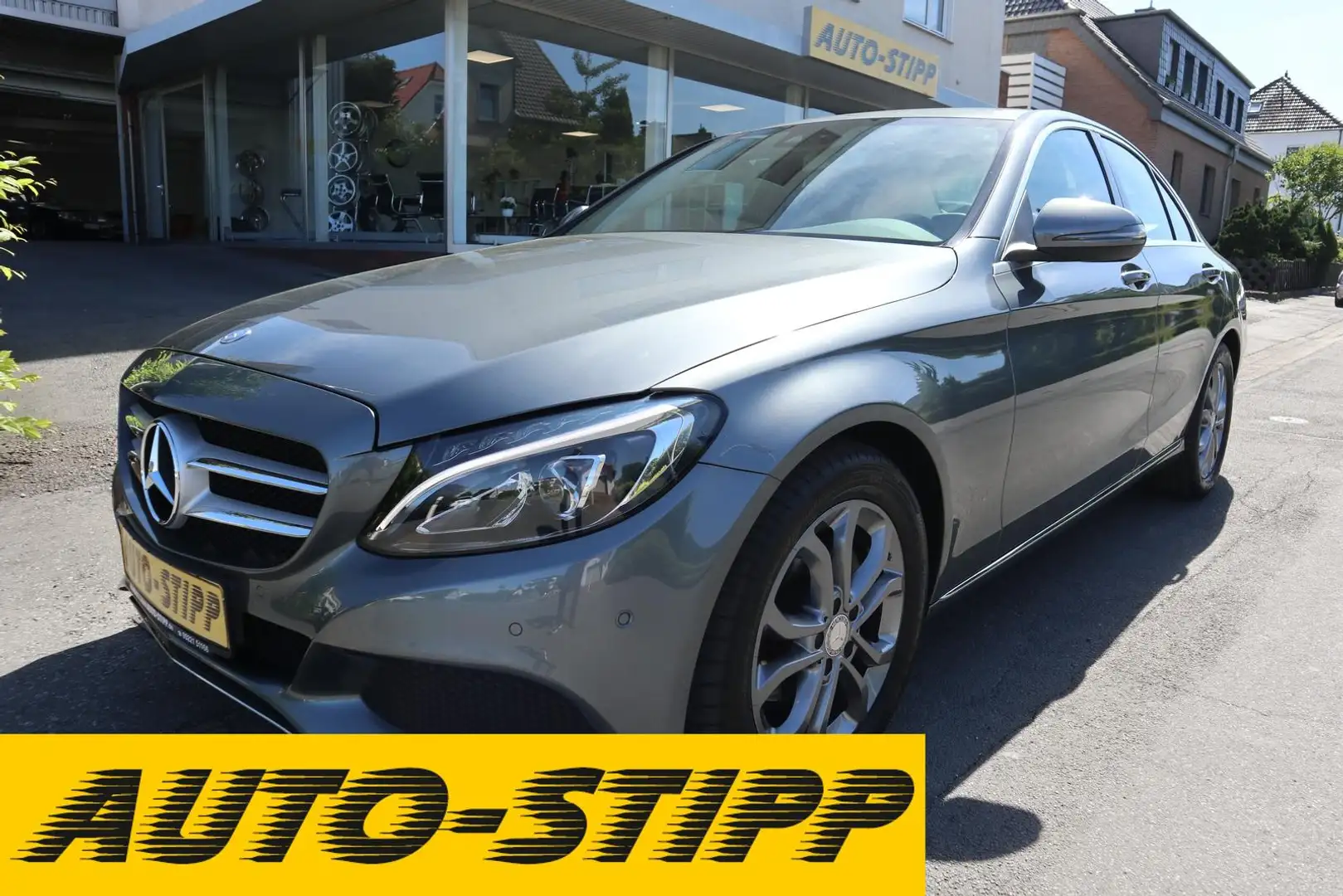 Mercedes-Benz C 180 Avantgarde NAVI BLIS TEMP LED SITZH PDC Grau - 1