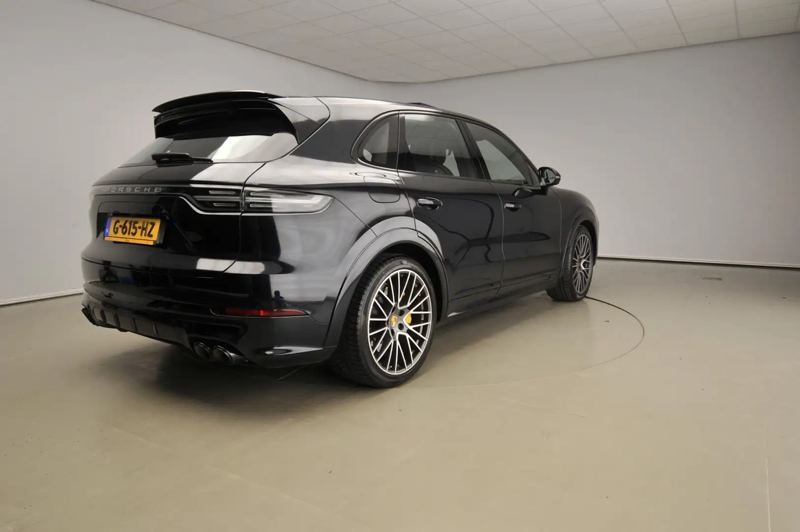 Porsche Cayenne Turbo S E-Hybrid | SportDesign Carbon | Keramisch Blauw - 2
