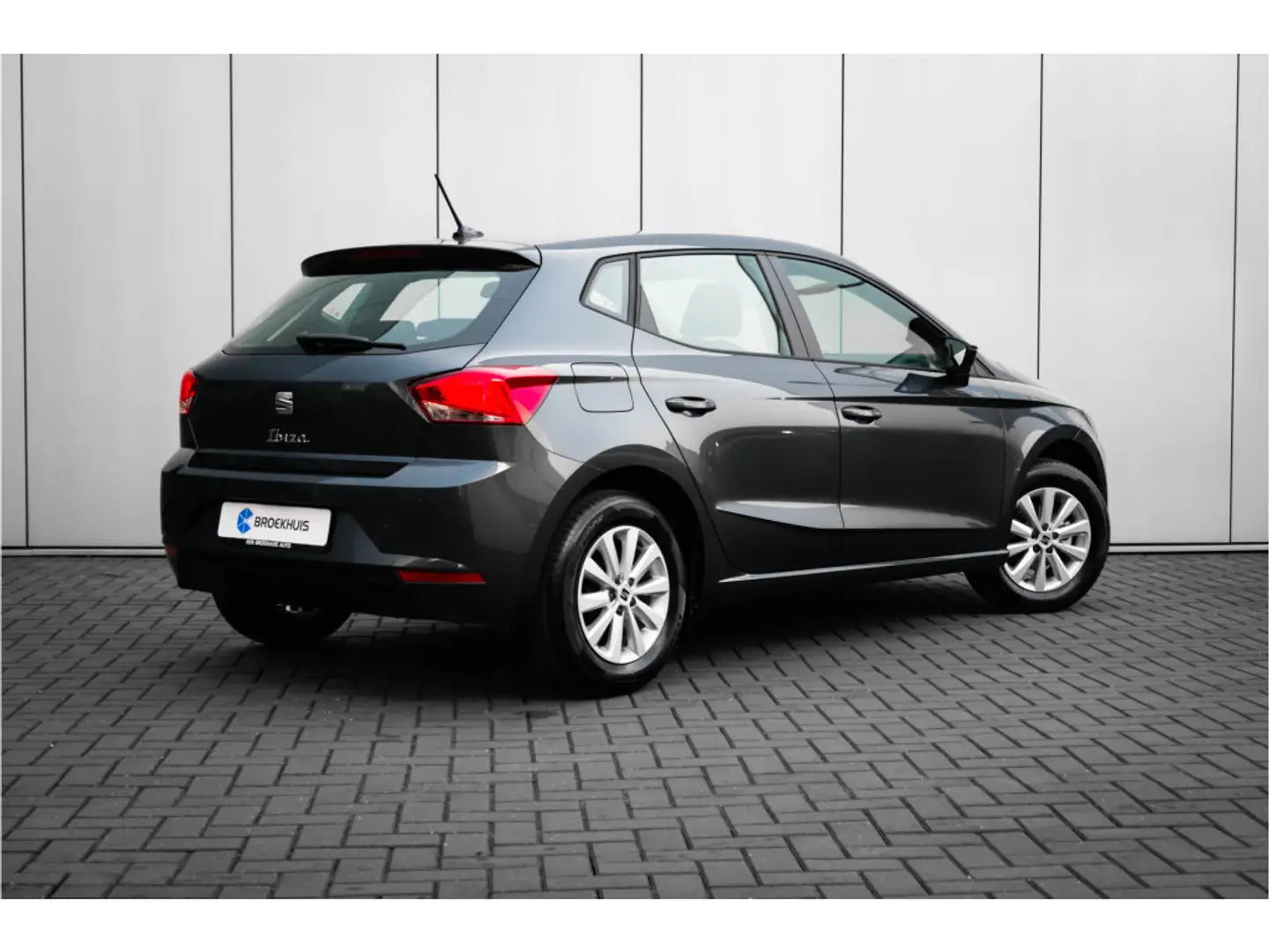 SEAT Ibiza 1.0 EcoTSI 95PK Style Business Connect Navigatie | Grijs - 2
