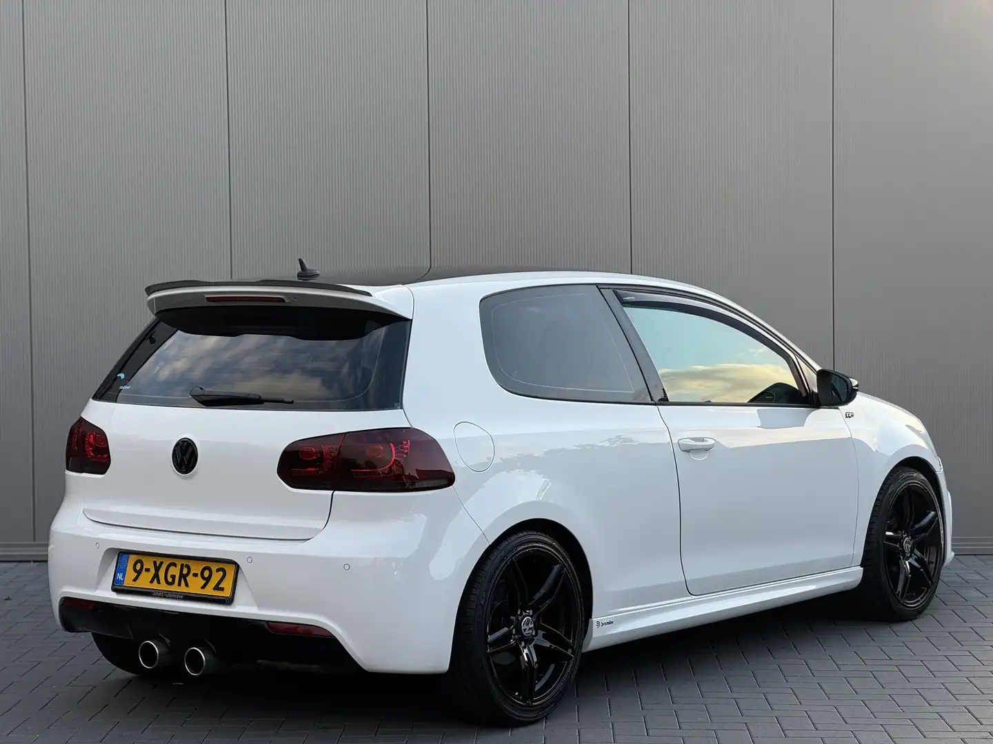 Volkswagen Golf 1.4 TSI Highline R-Line | Golf R Look | LEES TEKST Wit - 2