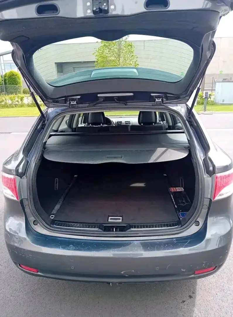 Toyota Avensis Avensis Break 2.0 D4-D Linea Terra - 1