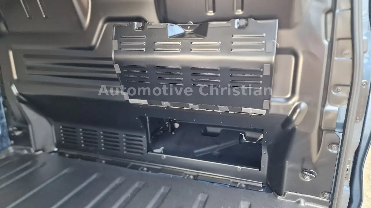 Ford Transit Custom 320 L2 SPORT Aut./Heckklappe/AHK 15