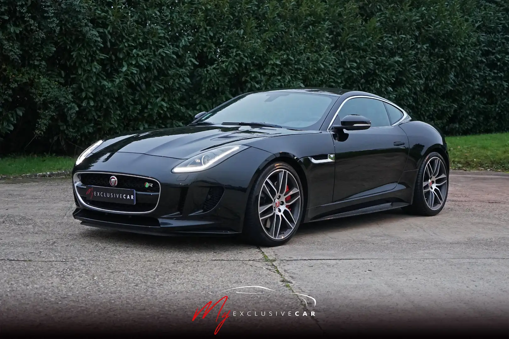 Jaguar F-Type V8 R 4 roues motrices - Toit pano - CG France Schwarz - 1