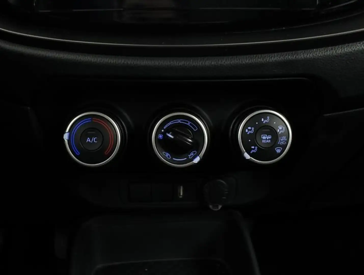 Toyota Aygo X 1.0 VVT-I PLAY 5P Blanco - 2