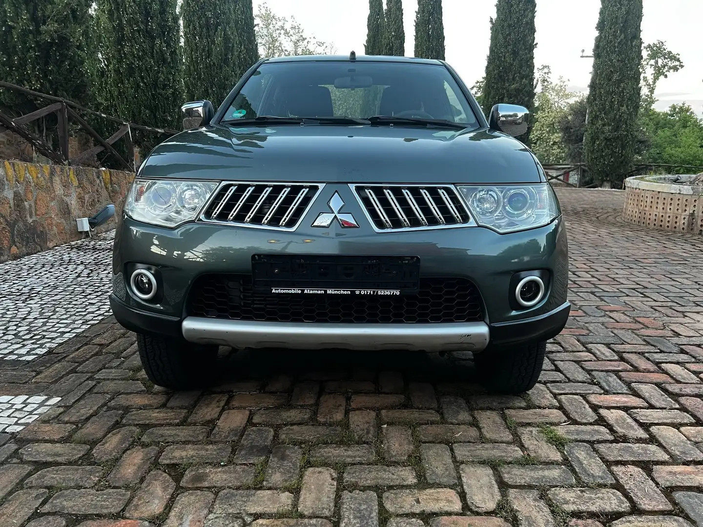 Mitsubishi L200 AUTOCARRO GANCIO TRAINO Verde - 2