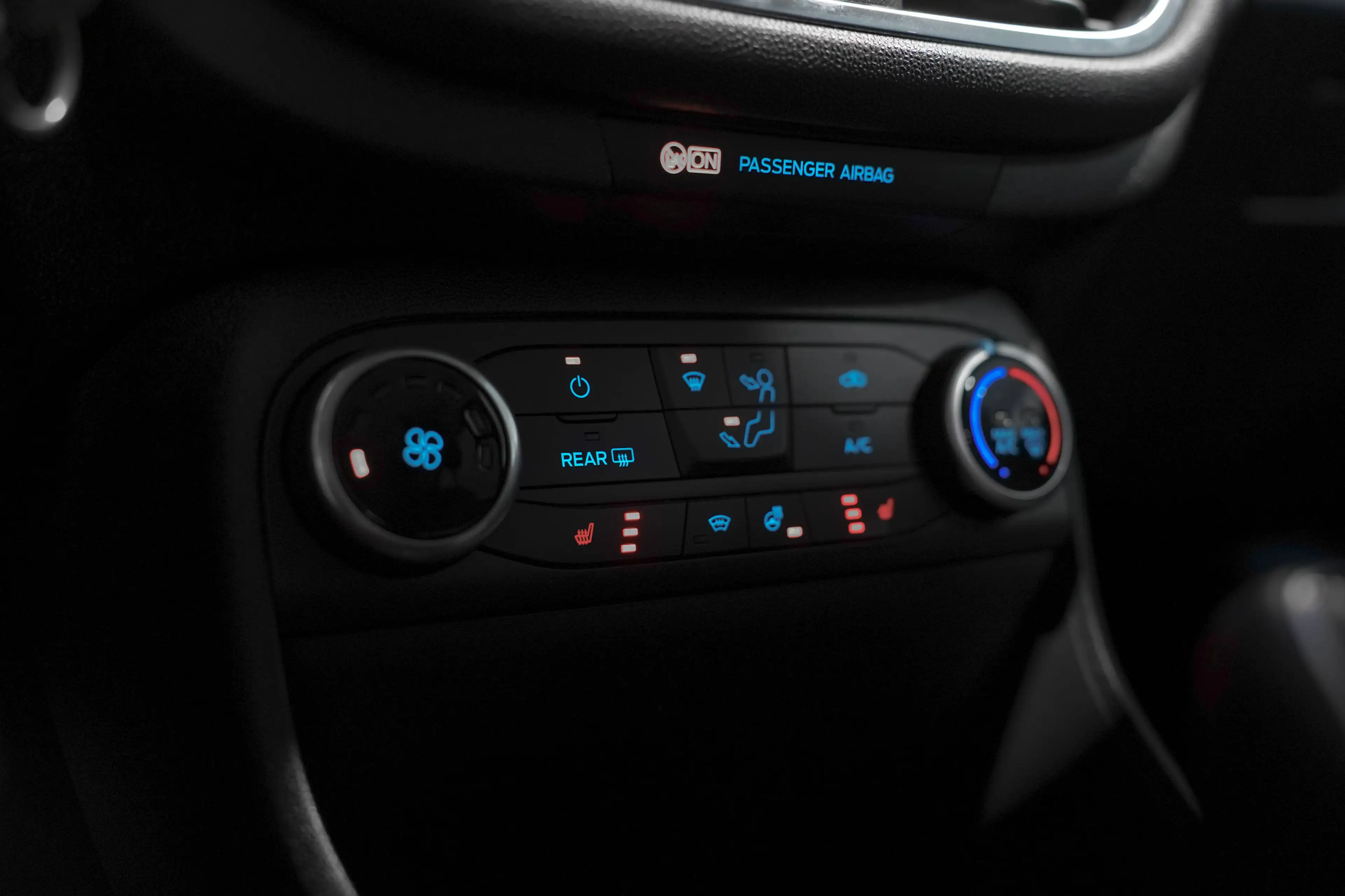 Ford Fiesta 🎁 SUMMER DEAL 🎁 - APPLE CARPLAY | ST STYLE | FULL BLACK | TVA✔️ — photo 9