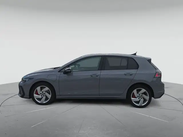 Volkswagen Golf view 6