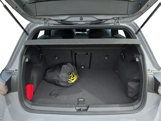 Volkswagen Golf view 14