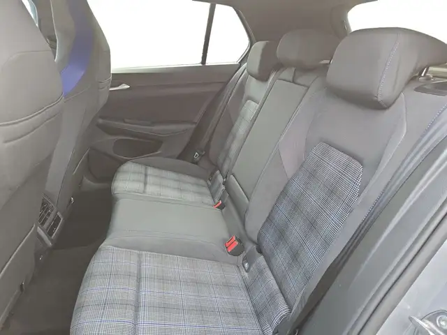 Volkswagen Golf view 10