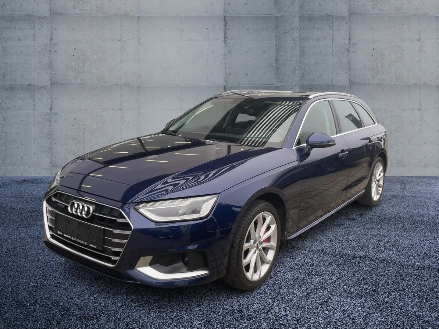 Audi A4 Avant 40 TDI quattro AUT Blau - 2