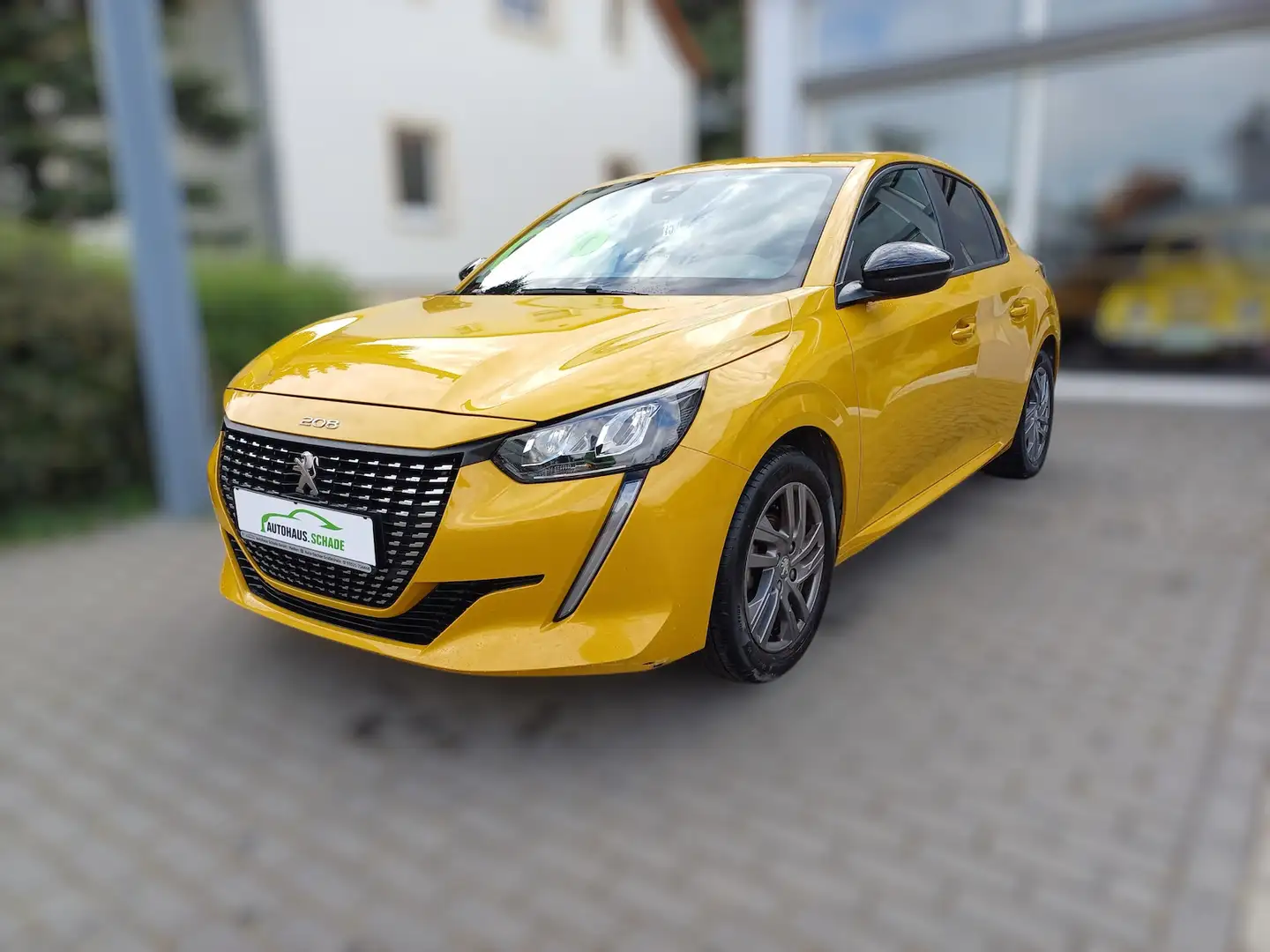Peugeot 208 Active Pack Gelb - 2