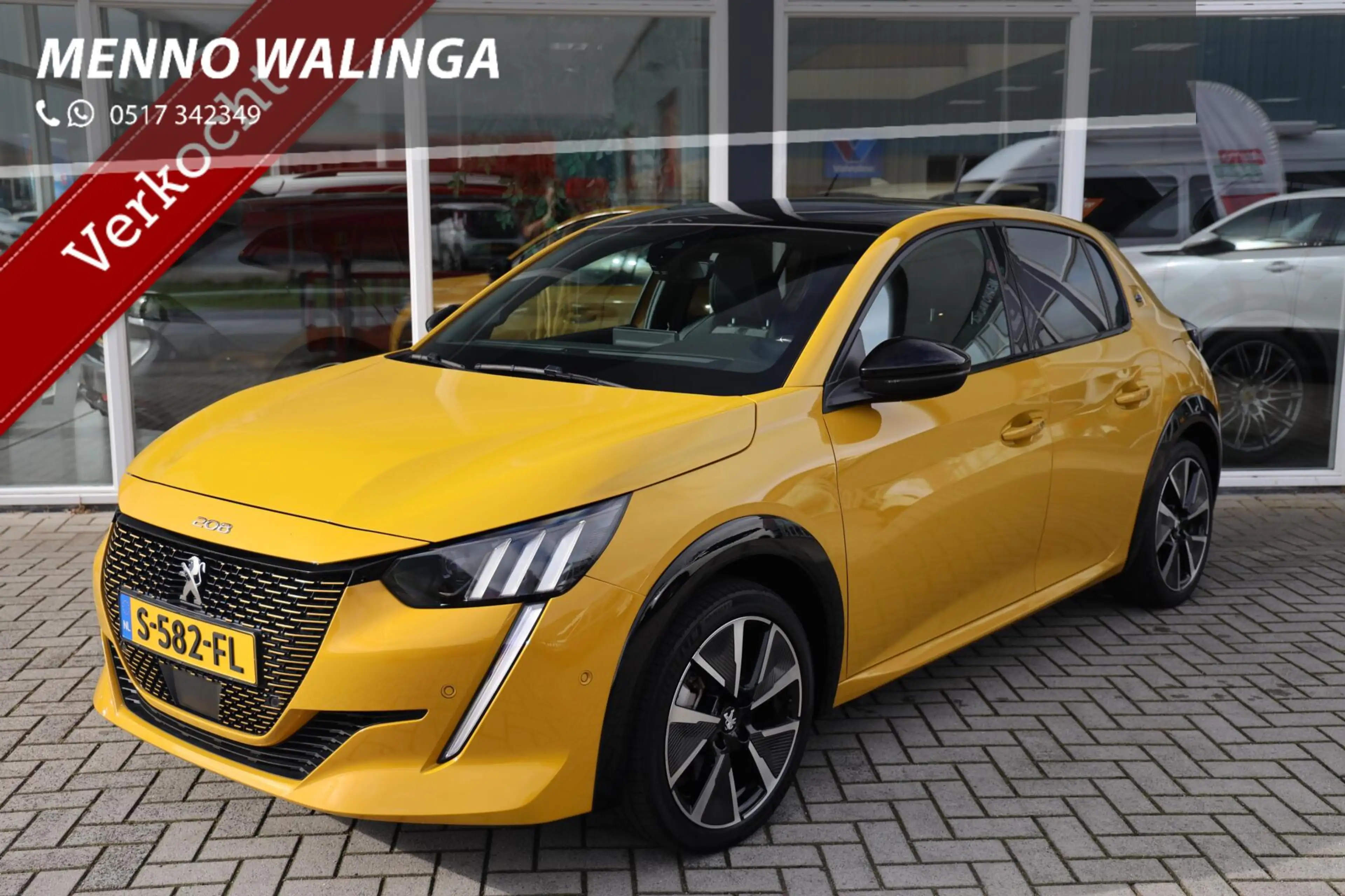 Peugeot e-208 EV GT 350 50 kWh|Pano|Stoelverwarming|Camera|Apple