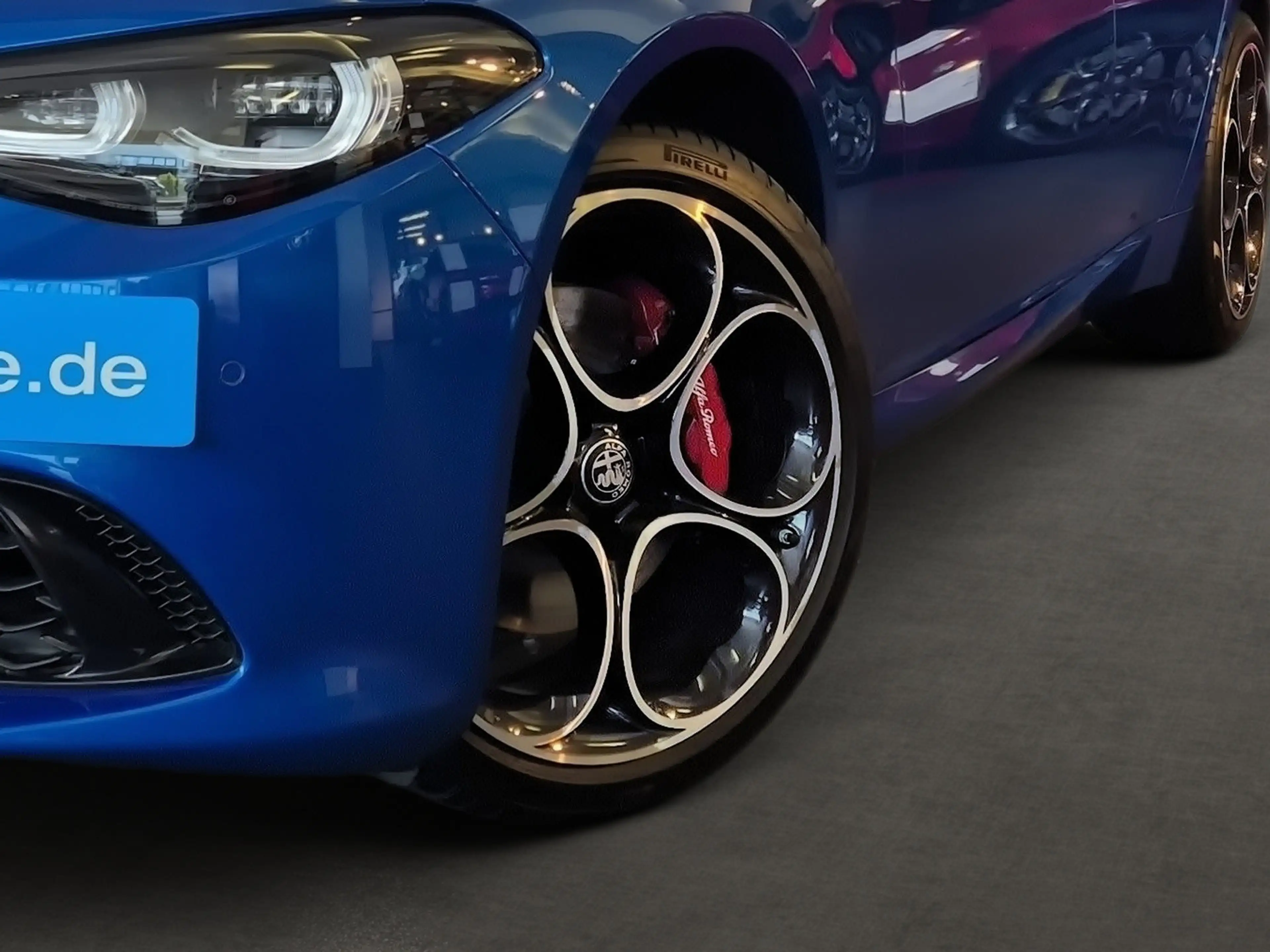 Alfa Romeo Giulia Veloce Q4| Pano | Technologie-Paket — photo 8