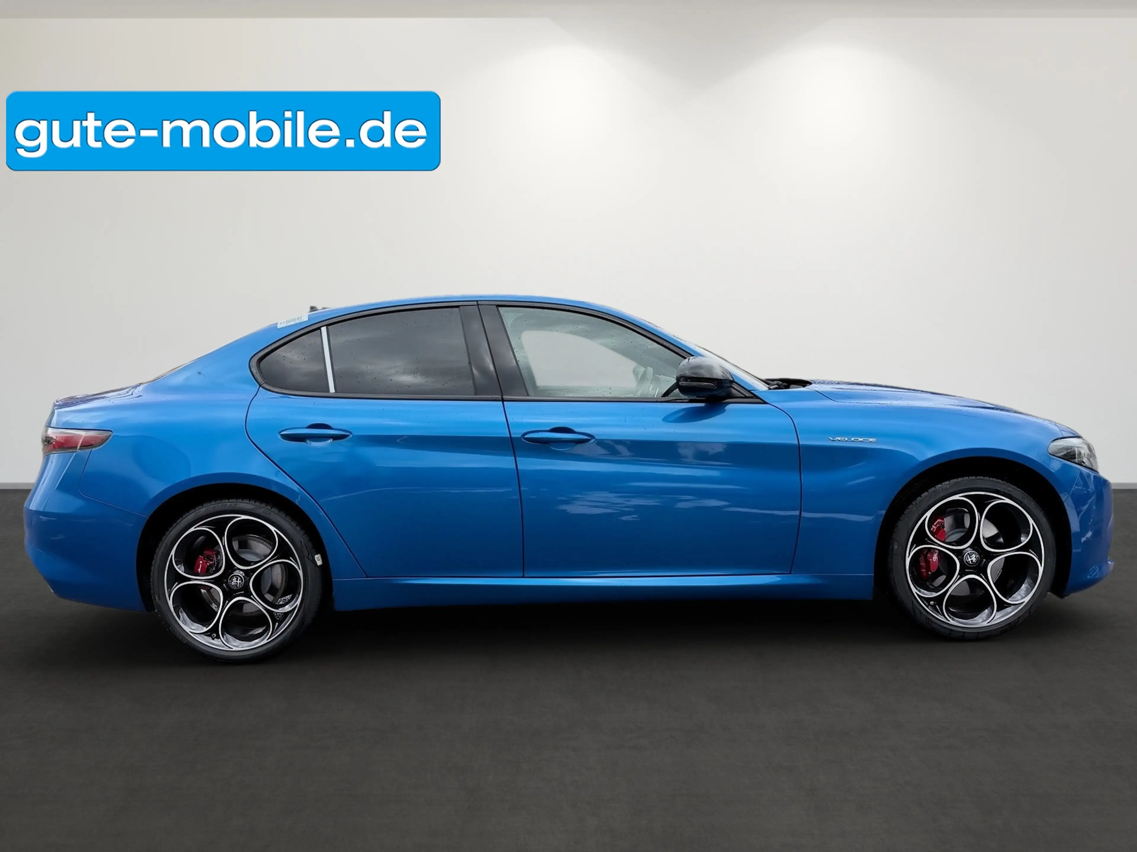 Alfa Romeo Giulia Veloce Q4| Pano | Technologie-Paket — photo 5