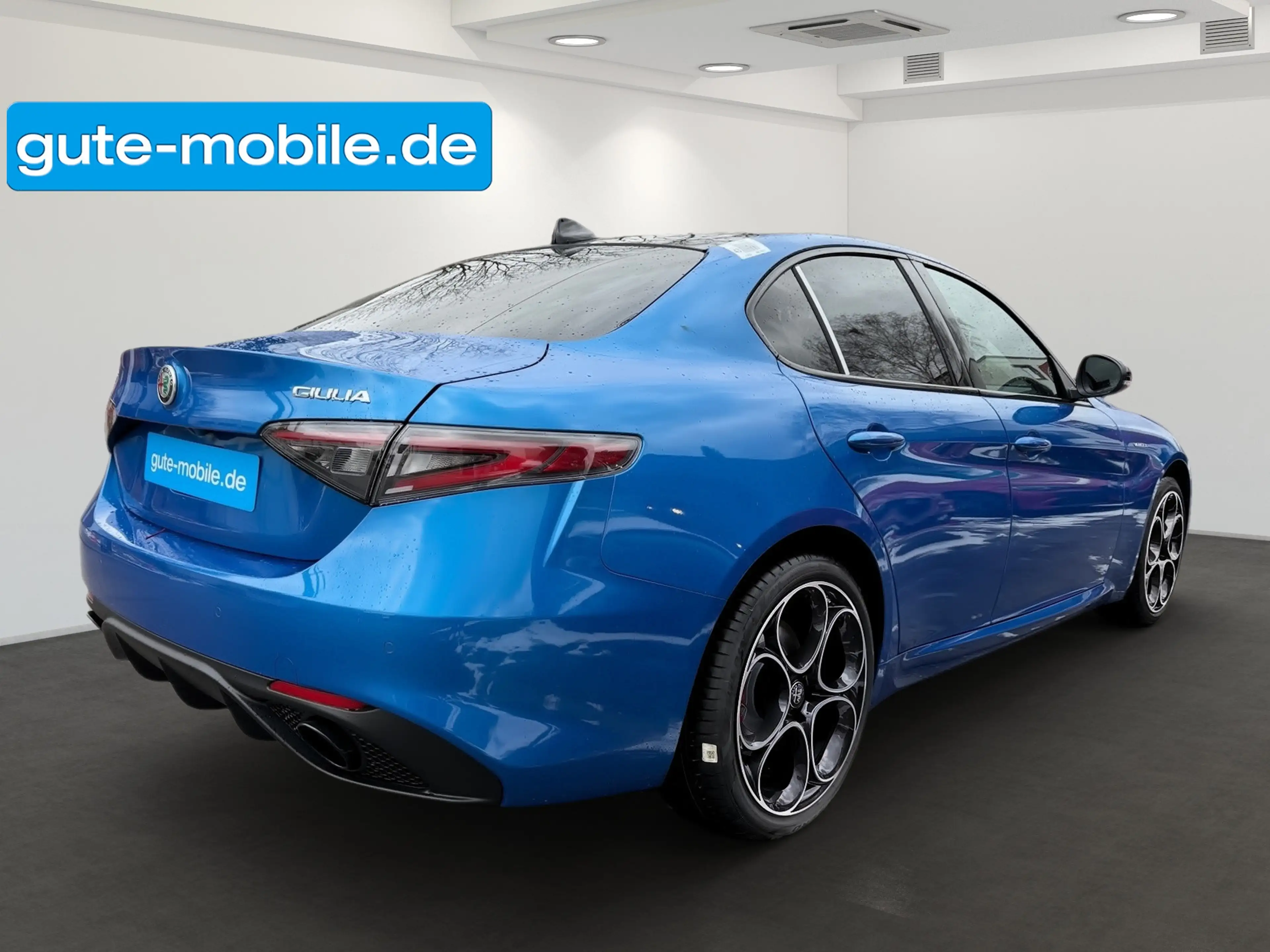 Alfa Romeo Giulia Veloce Q4| Pano | Technologie-Paket — photo 4