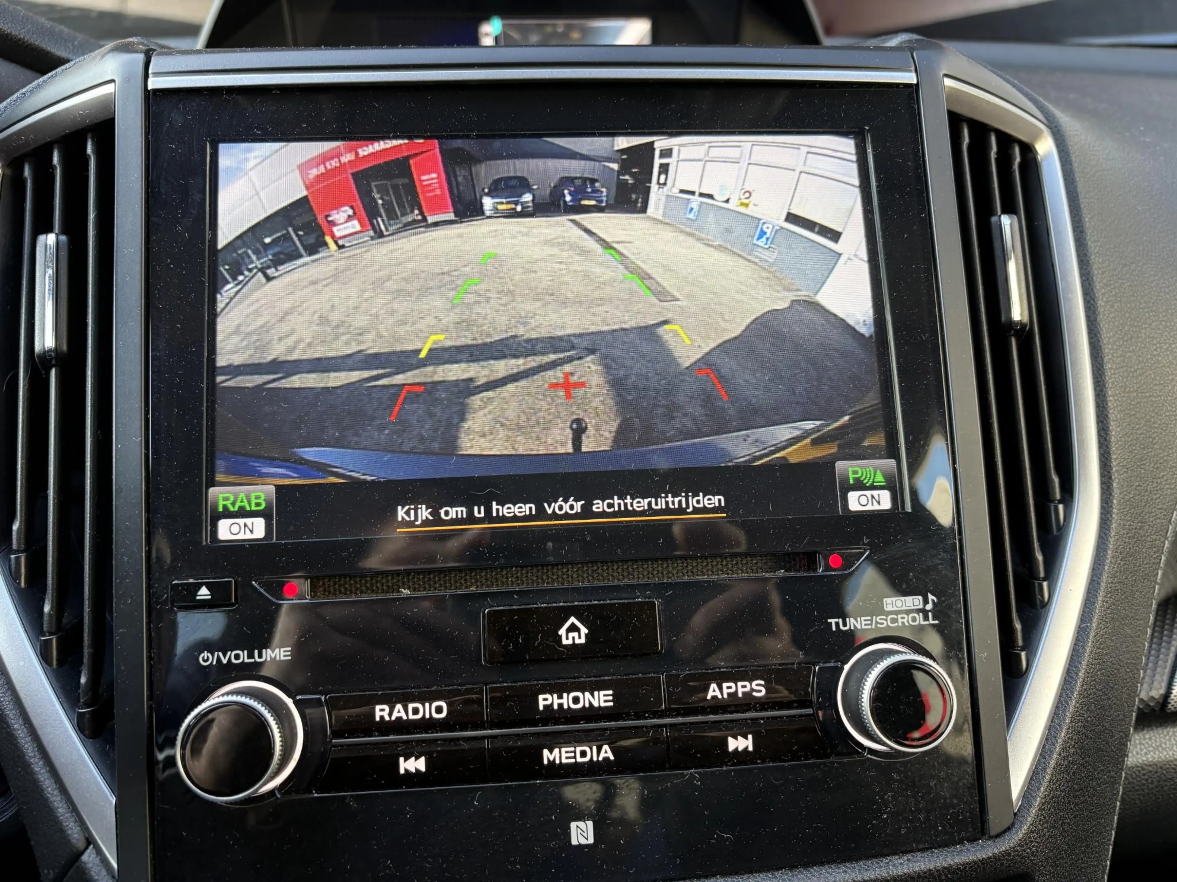 Subaru Forester 2.0i e-BOXER Luxury — photo 25