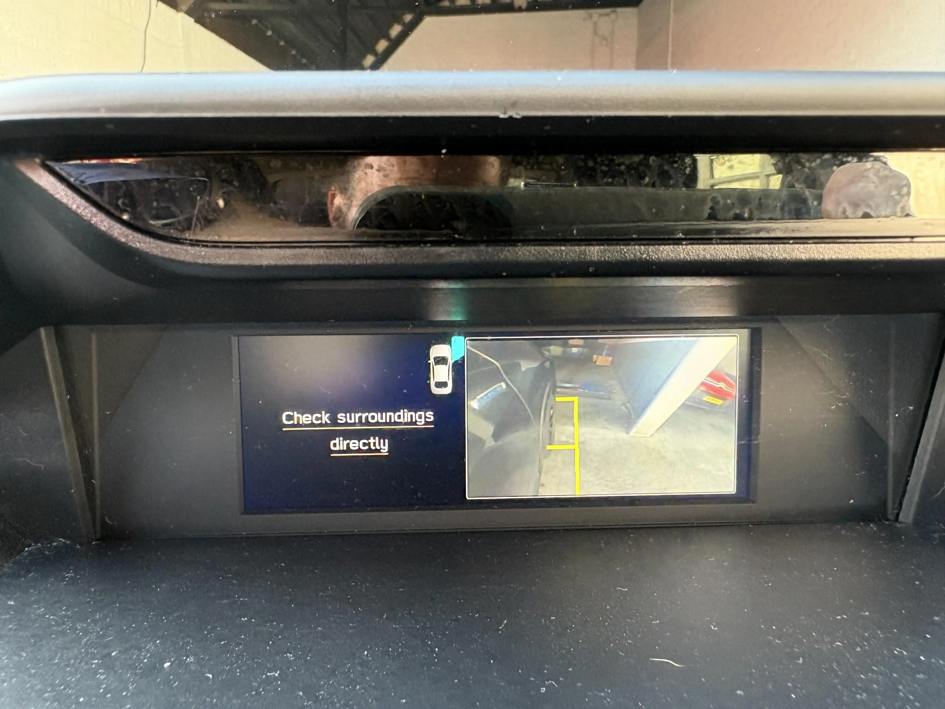 Subaru Forester 2.0i e-BOXER Luxury — photo 18