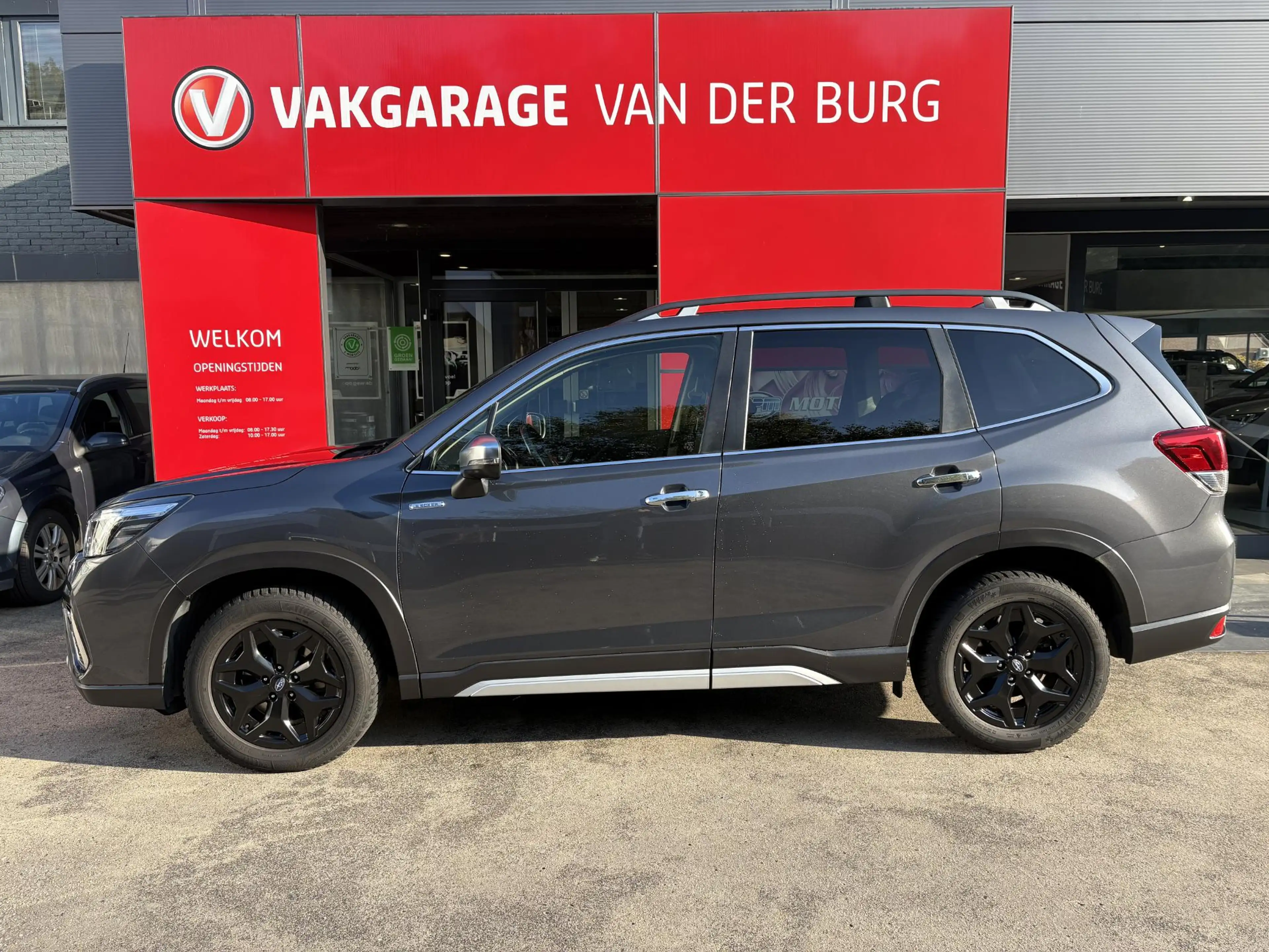 Subaru Forester 2.0i e-BOXER Luxury — photo 4