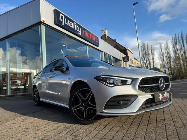 Mercedes-Benz CLA 250 CLA 250 e PHEV - AMG PACK - SFEERVERLICHTING - CAM