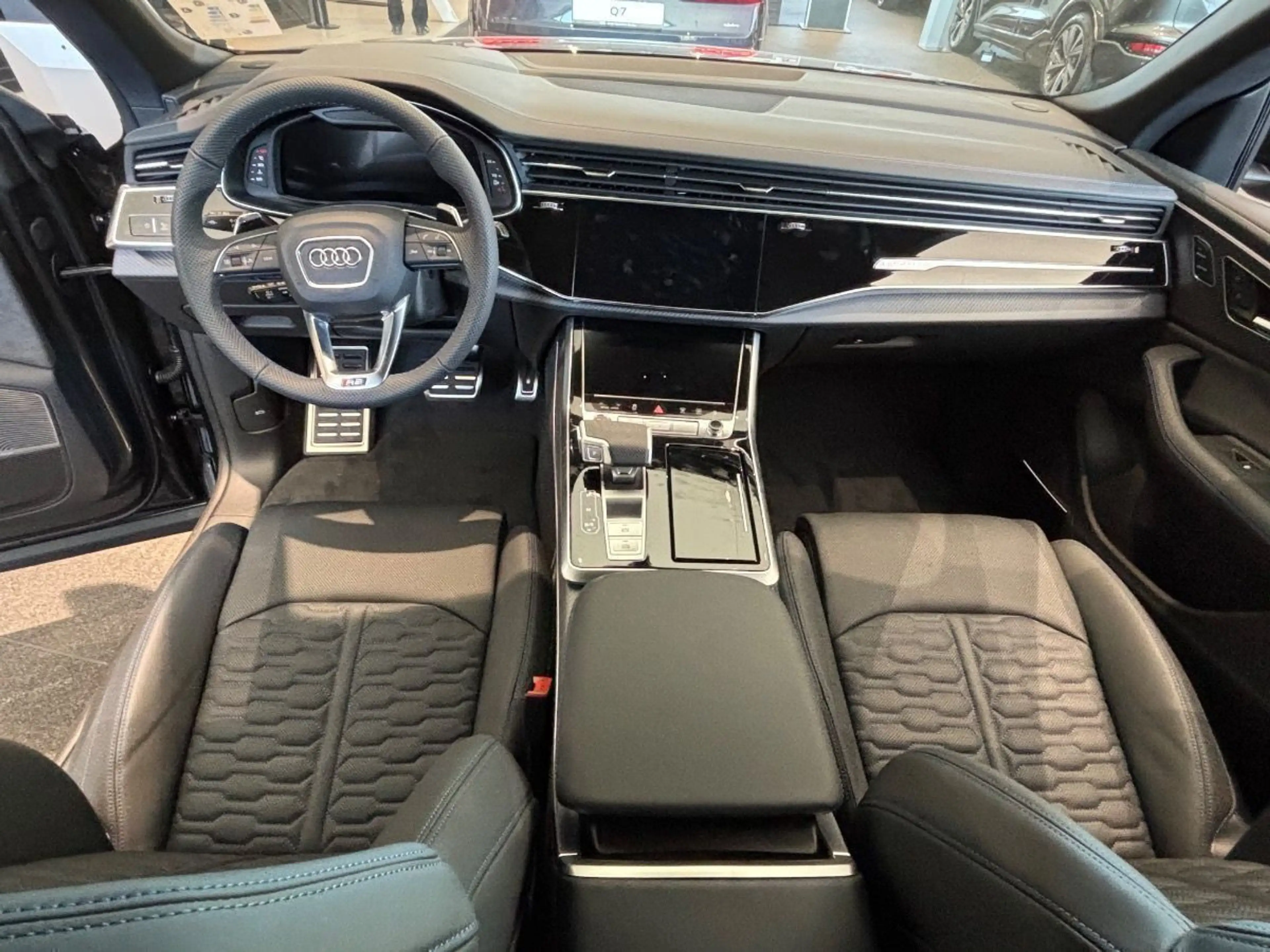 Audi RS Q8 performance tiptronic — photo 14