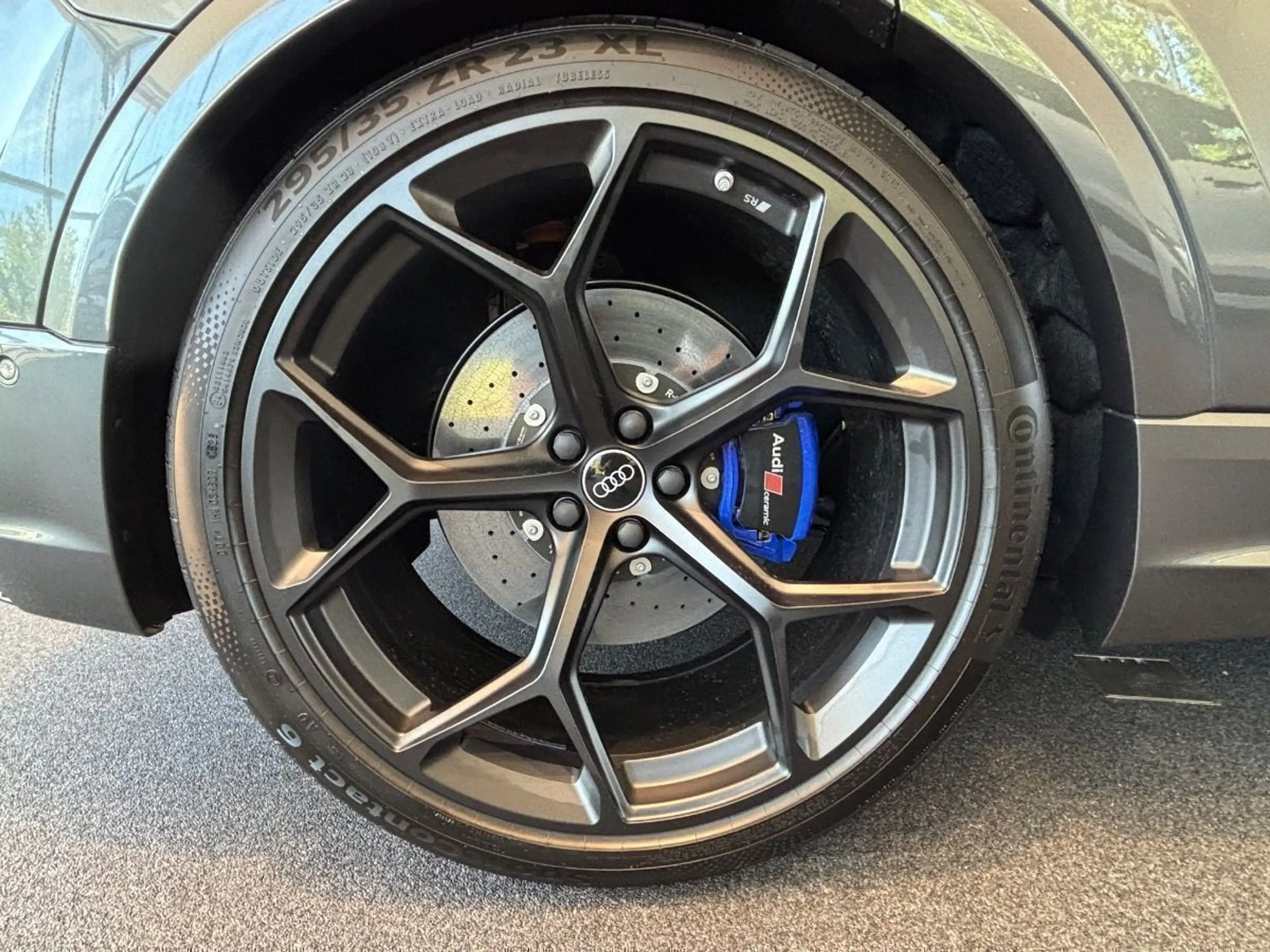 Audi RS Q8 performance tiptronic — photo 12
