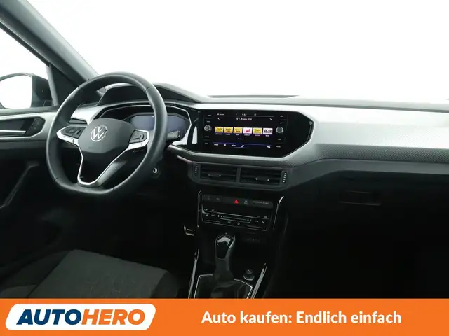 Volkswagen T-Cross view 13