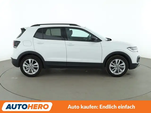 Volkswagen T-Cross view 7