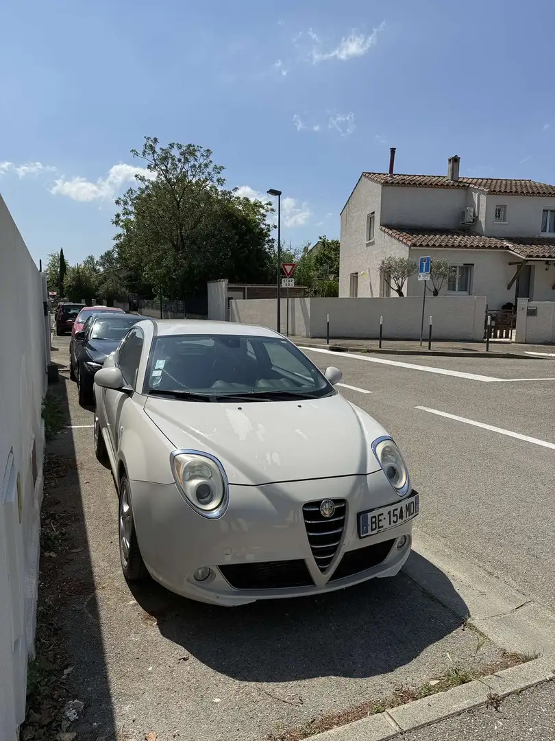 Alfa Romeo MiTo 1.4 TB MultiAir Start & Stop 135 Distinctive - 1