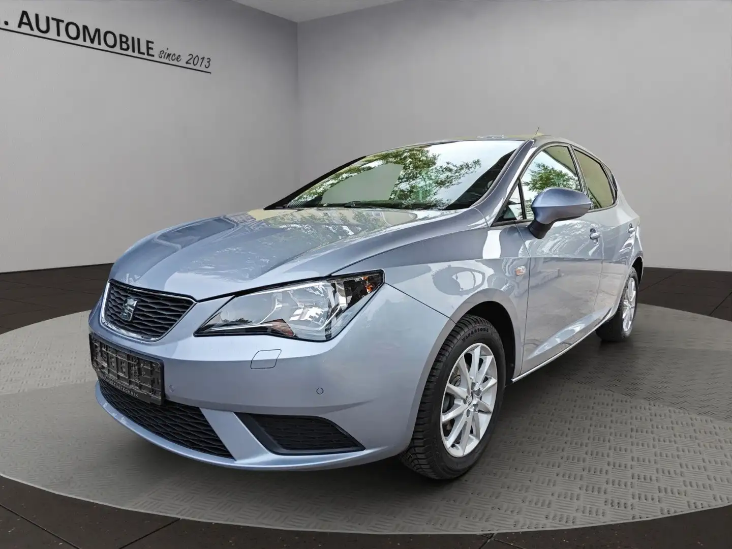 SEAT Ibiza Style Klimaaut. Navi SHZ Bluetooth ALU Grau - 1