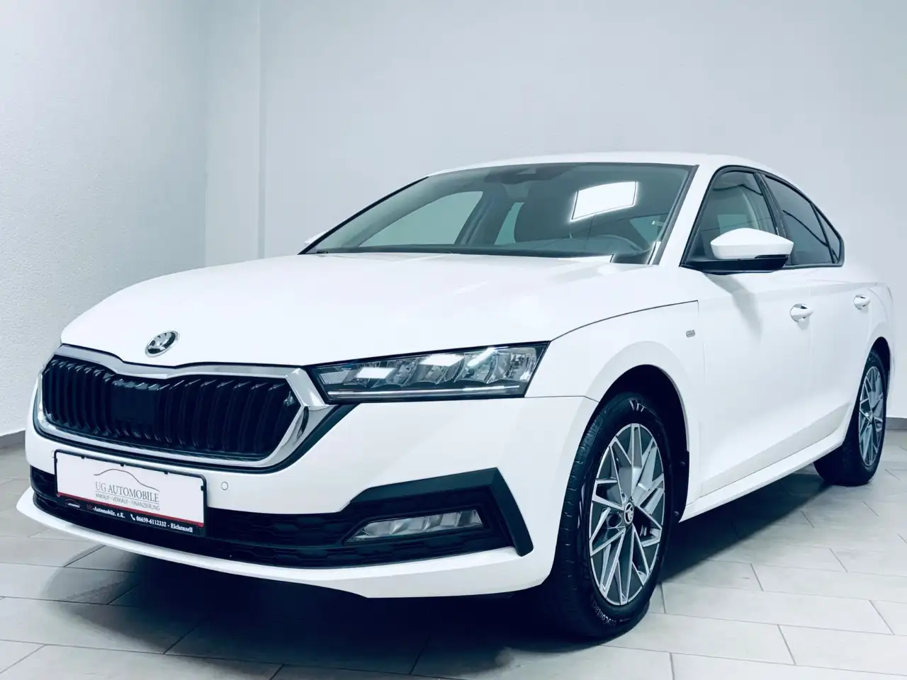 Skoda Octavia Lim. Tour 1.0 TSI e-TEC *1.H *ACC* 8xRE, миниатюра 12