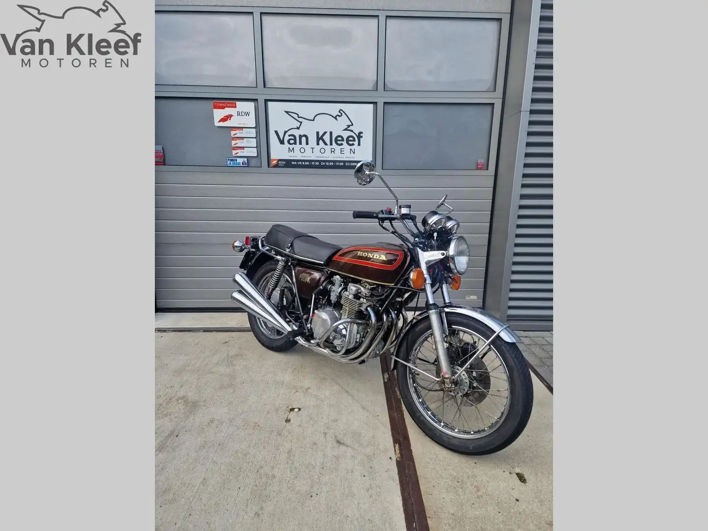 Honda CB 550 K3 Bruin - 1