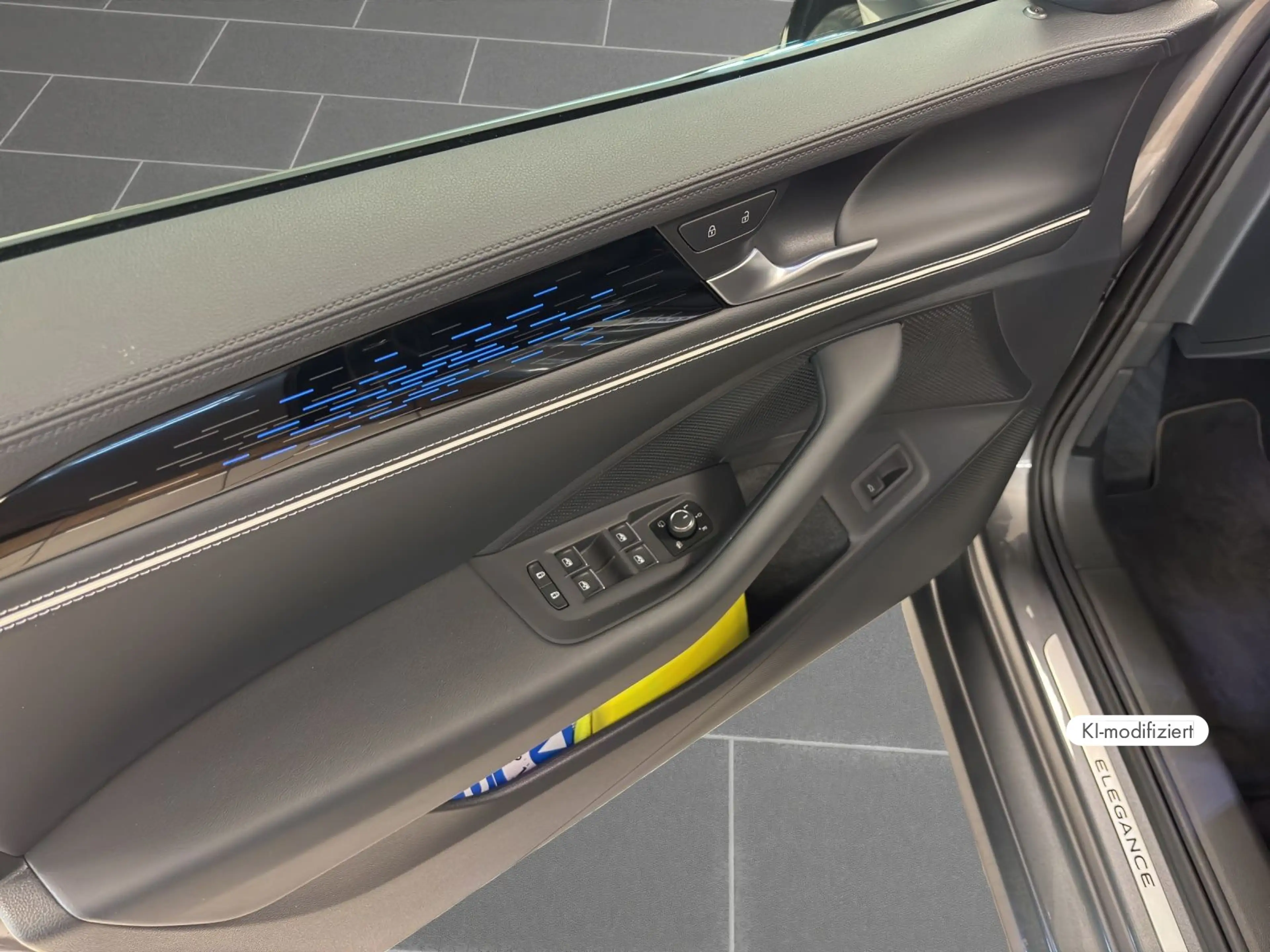 Volkswagen Passat Variant Passat 2.0 TDI Elegance DSG NAVI PANO HUD AHK 36 — photo 13