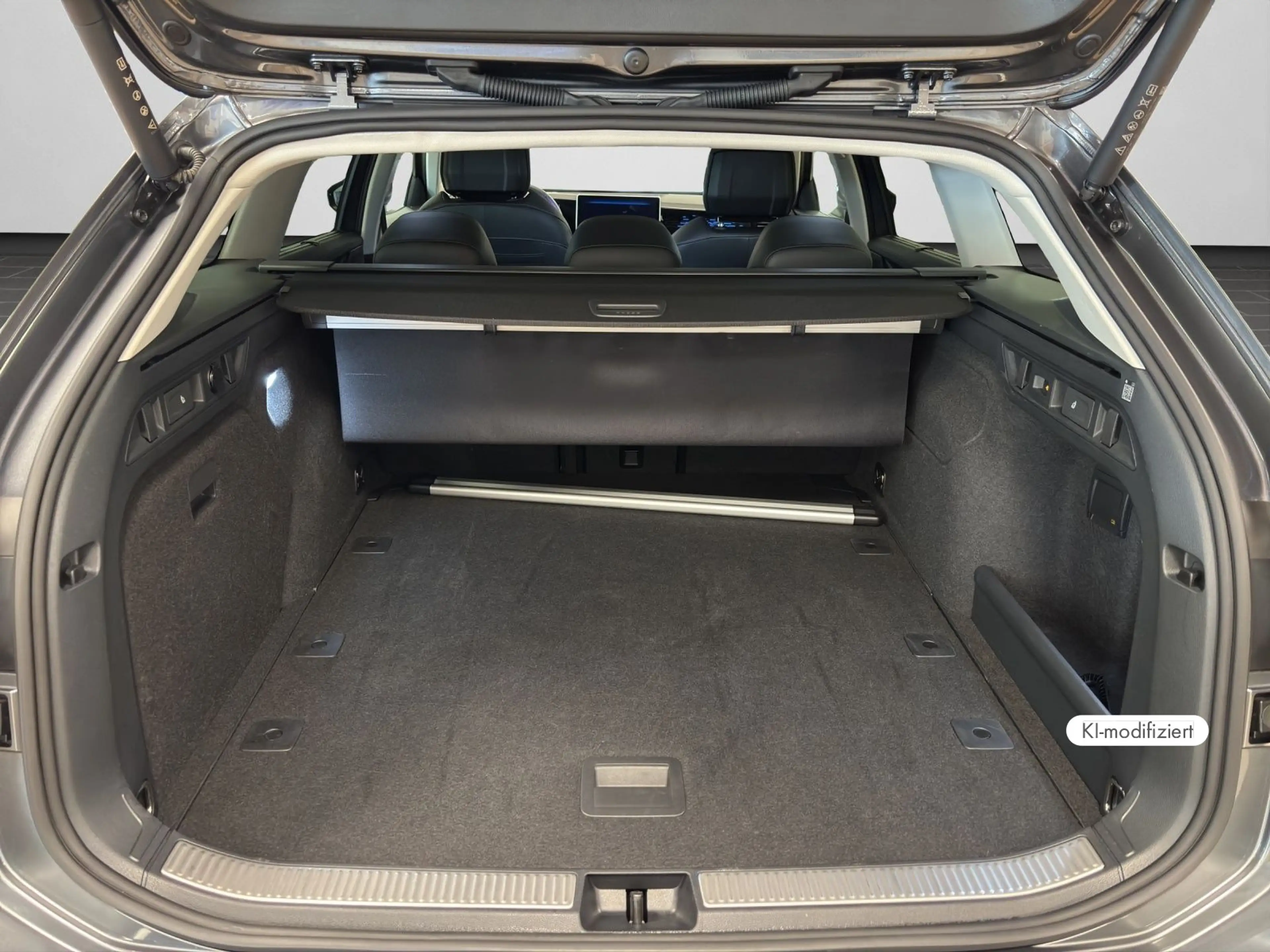 Volkswagen Passat Variant Passat 2.0 TDI Elegance DSG NAVI PANO HUD AHK 36 — photo 15