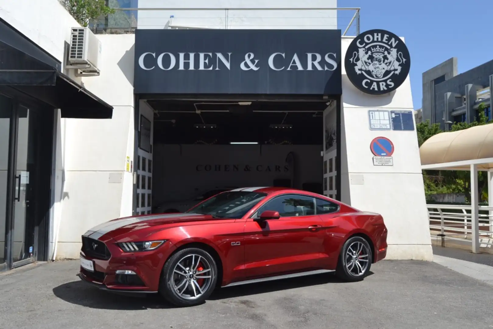 Ford Mustang Fastback 5.0 Ti-VCT GT Rot - 1